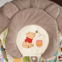 BRIGHT STARTS Lehátko vibrujúce s melódiou Winnie the Pooh Dots &amp; Hunny 0 m+, do 9 kg